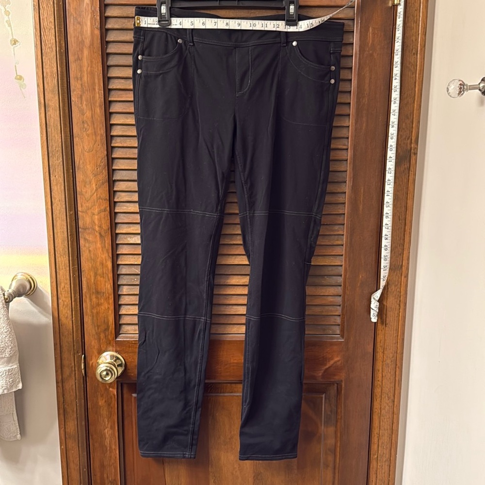 Athleta pull on pants